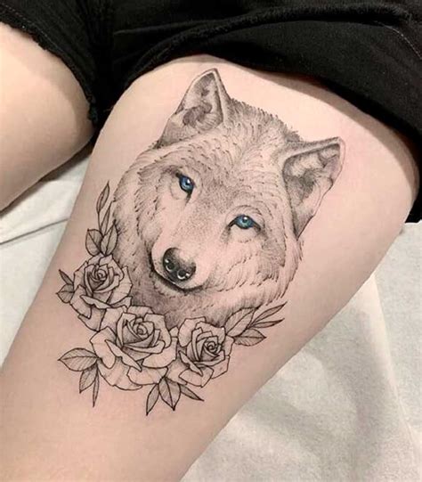 tatuajes para mujeres lobos|Tatuajes de lobos: 80 diseños para mujeres